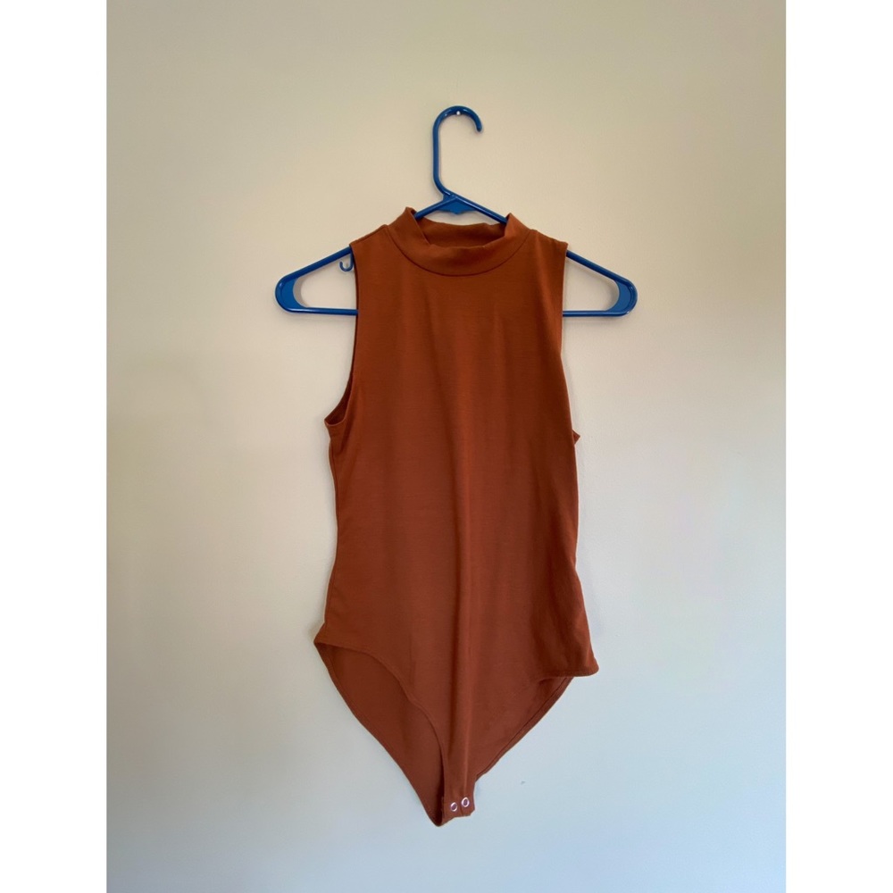 Forever 21 Rust Sleeveless Turtleneck Bodysuit M